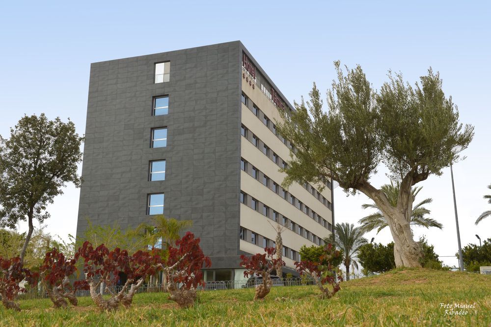 Azz Valencia Tactica Hotel Paterna Zewnętrze zdjęcie
