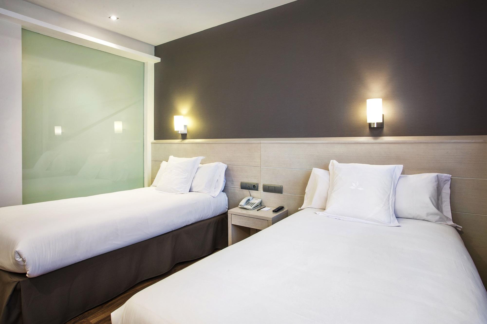 Azz Valencia Tactica Hotel Paterna Zewnętrze zdjęcie