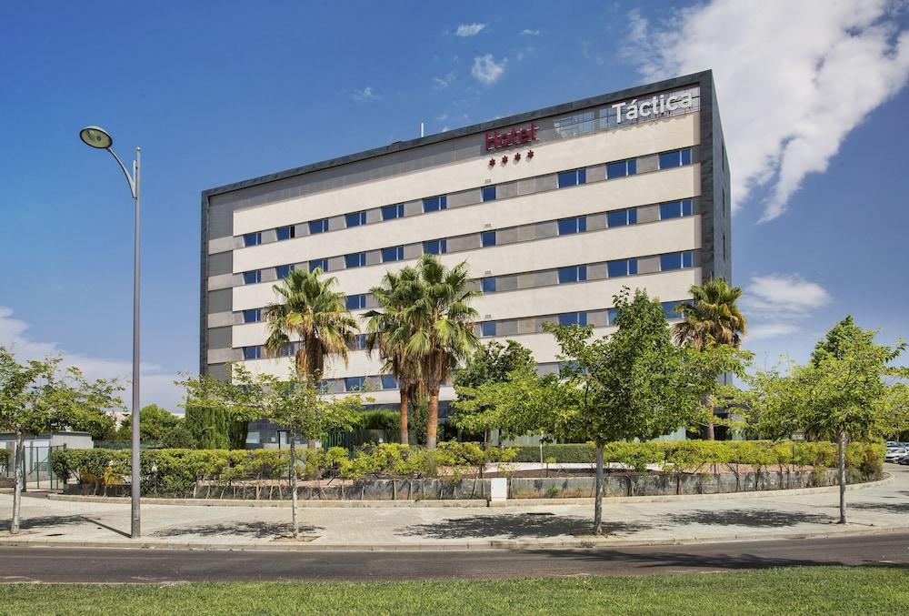 Azz Valencia Tactica Hotel Paterna Zewnętrze zdjęcie