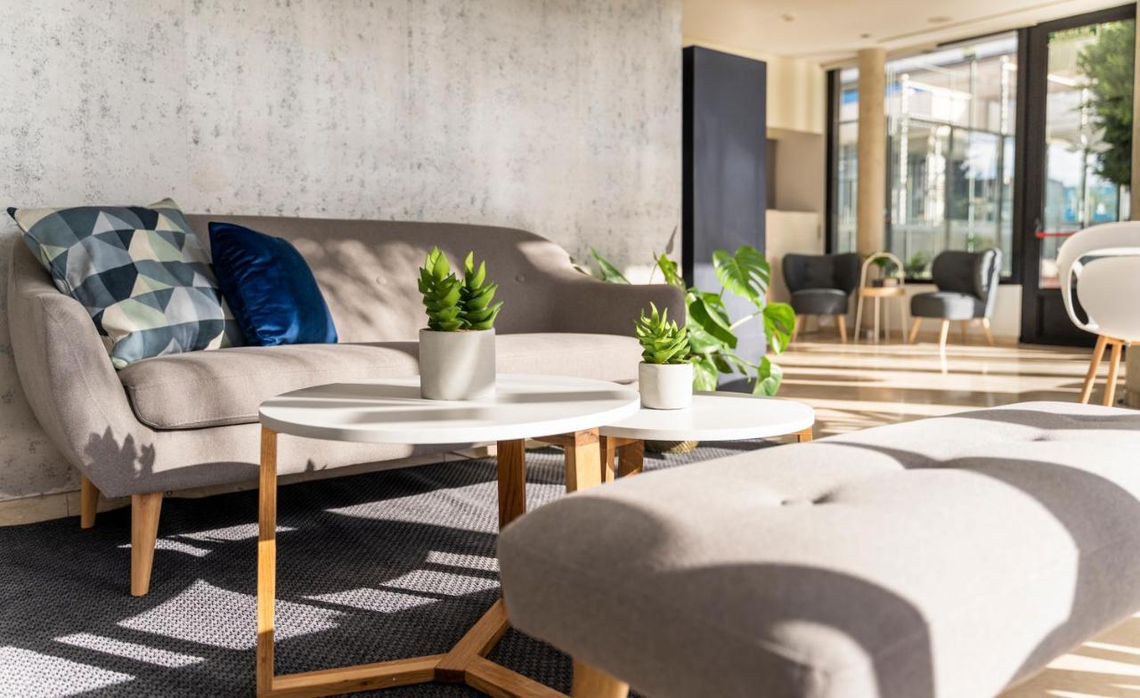 Azz Valencia Tactica Hotel Paterna Zewnętrze zdjęcie